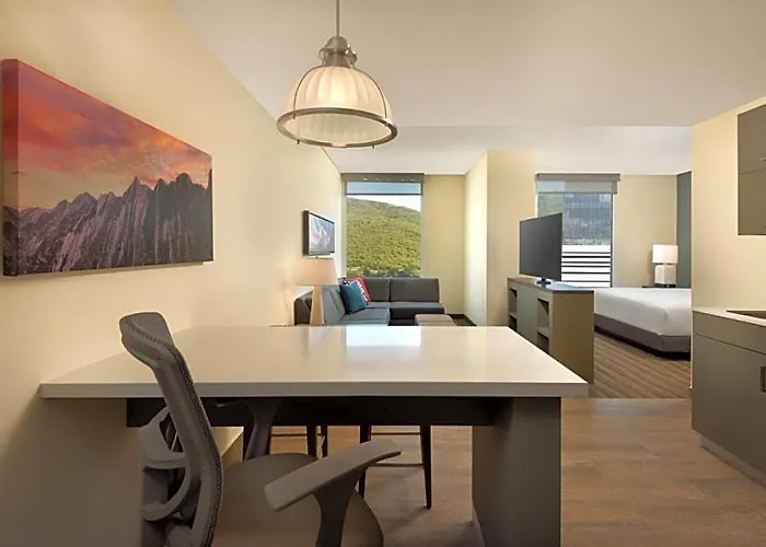 Hyatt House Monterrey Valle