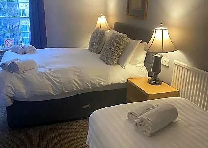 Turf Hotel
