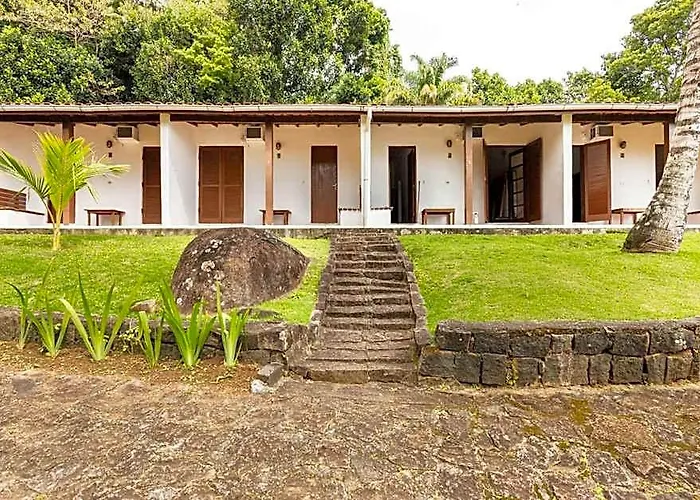 Ilhabela Chales