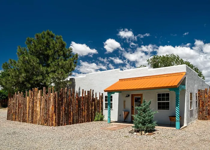 Taos Motor Lodge