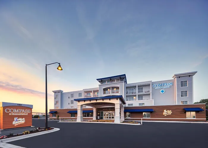 Compass Hotel Beaufort By Margaritaville