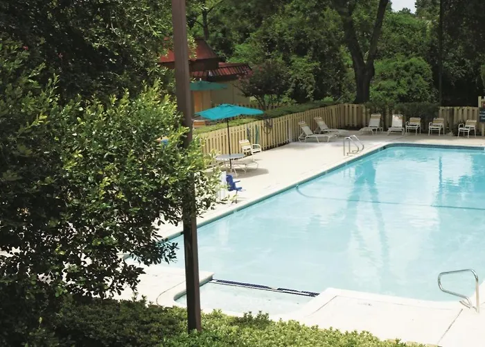 Rodeway Inn Huntsville West