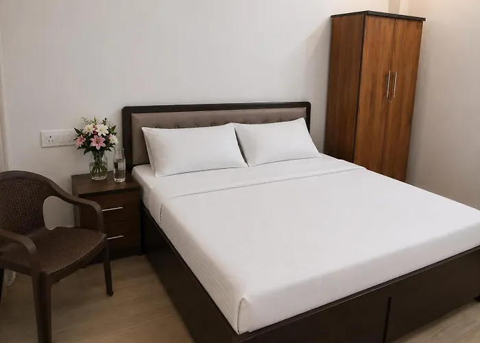 Shri Adinath Lawn And Hotel