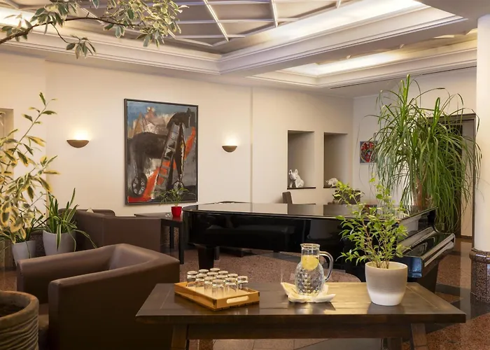 Elaya Hotel Noerdlingen, Trademark By Wyndham