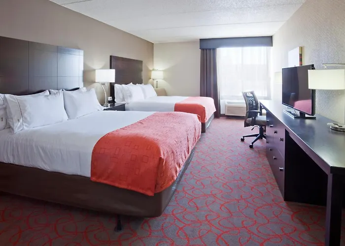 Holiday Inn Express & Suites Bloomington West By Ihg