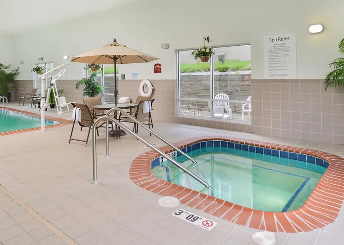 Holiday Inn Express Mineral Wells By Ihg