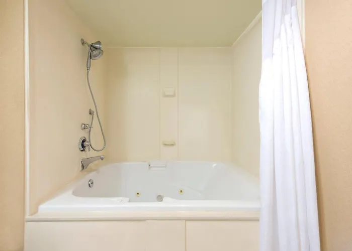Holiday Inn Express Philadelphia Ne-Bensalem By Ihg