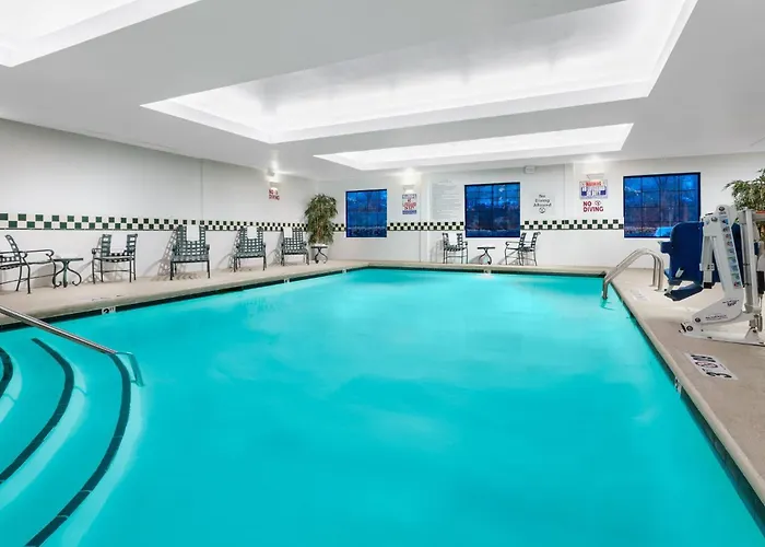 Holiday Inn & Suites Raleigh Cary By Ihg