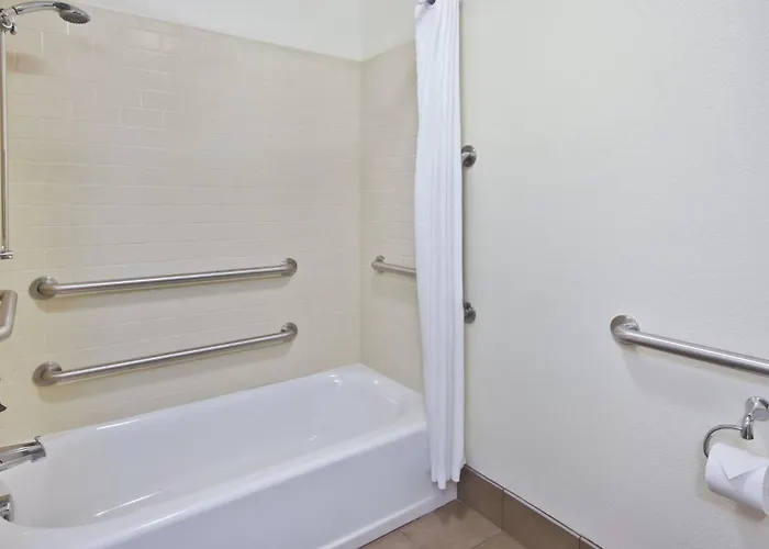 Candlewood Suites Indianapolis Airport By Ihg