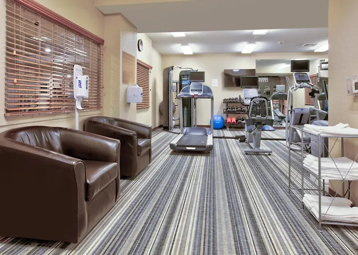 Candlewood Suites By Ihg