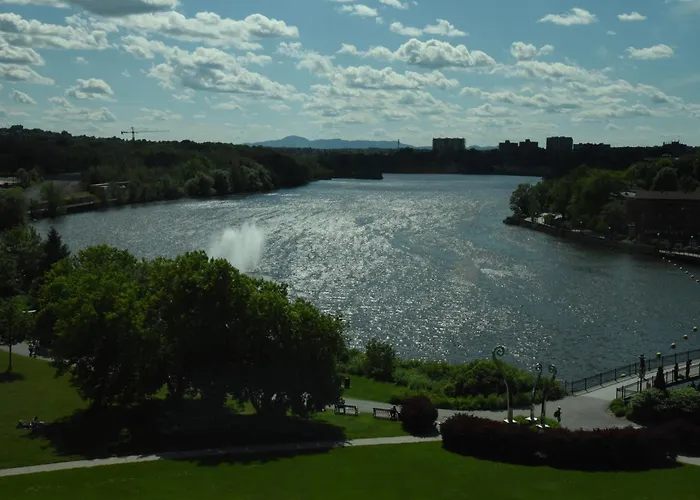 Grand Hotel Times Sherbrooke