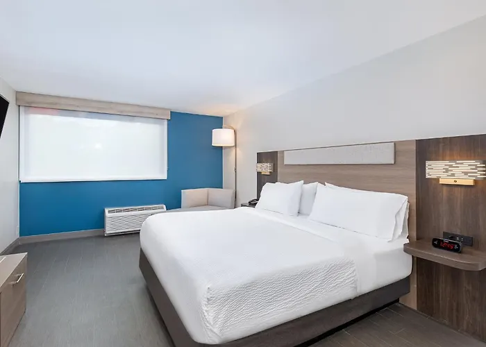 Holiday Inn Express Atlanta Airport - North By Ihg