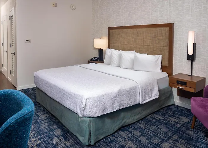 Hampton Inn And Suites Asheville Airport