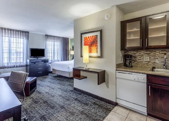 Staybridge Suites Davenport By Ihg