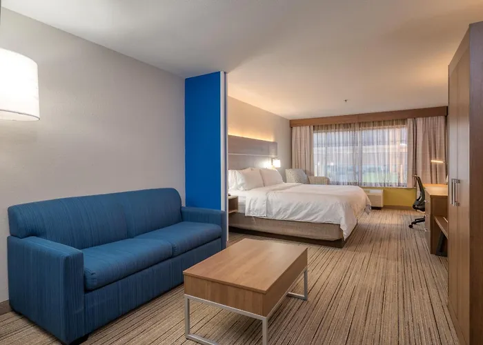 Holiday Inn Express Hotel & Suites Greenville By Ihg