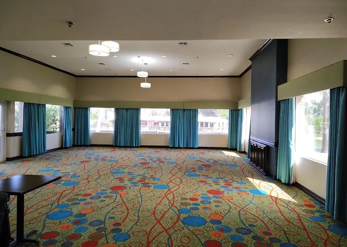Holiday Inn Express Hotel And Suites Brownsville By Ihg