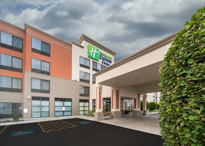 Holiday Inn Express & Suites -Tricities By Ihg