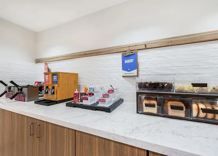 Hampton Inn