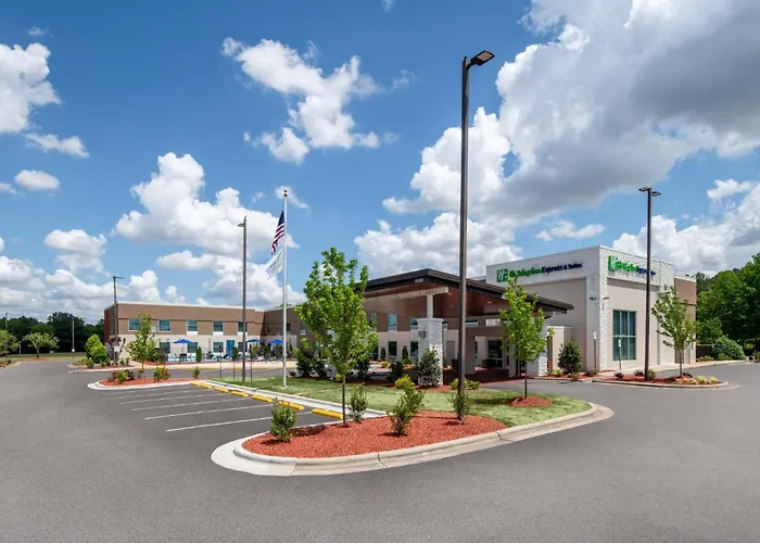 Holiday Inn Express Wilson I-95 By Ihg