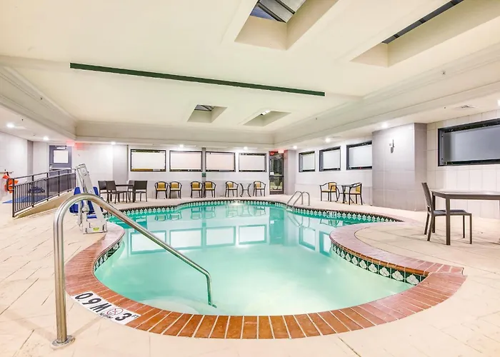 Holiday Inn Express & Suites Longview North By Ihg