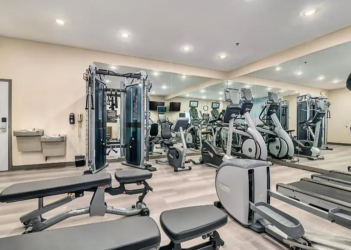 Candlewood Suites By Ihg