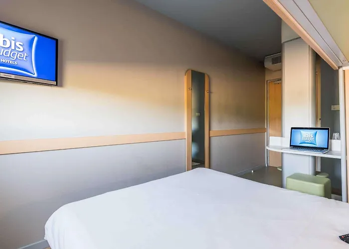 ibis budget Amberieu en Bugey/Chateau Gaillard A42