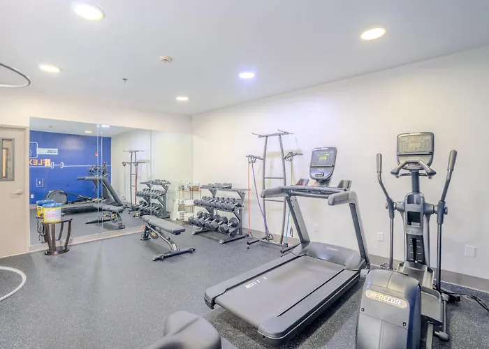 Holiday Inn Express Hotel & Suites Christiansburg By Ihg