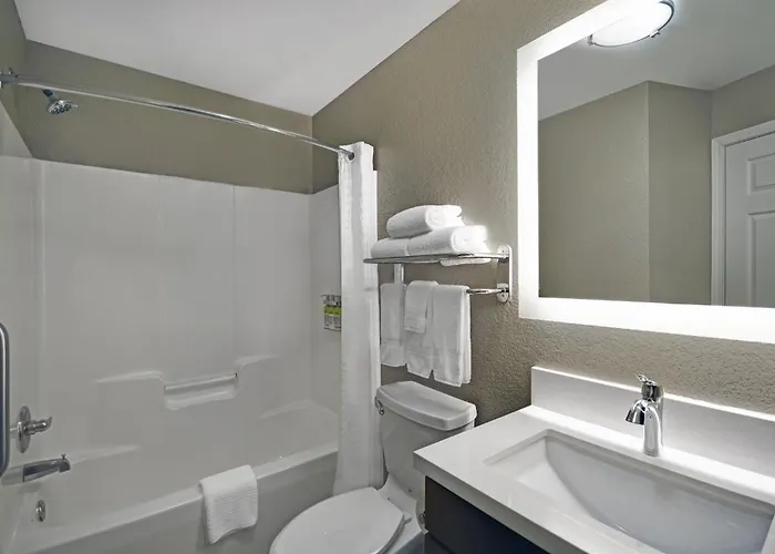 Candlewood Suites By Ihg