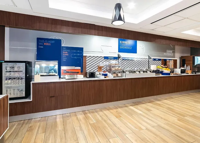 Holiday Inn Express & Suites Walterboro By Ihg