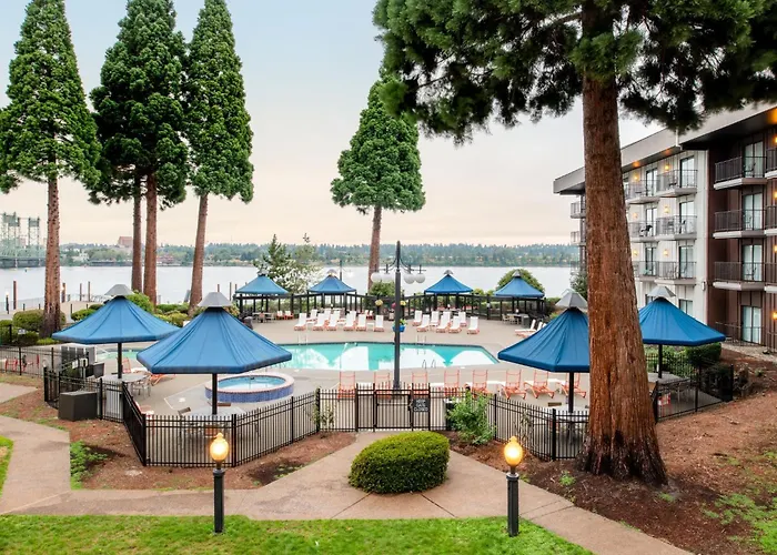 Holiday Inn Portland - Columbia Riverfront By Ihg