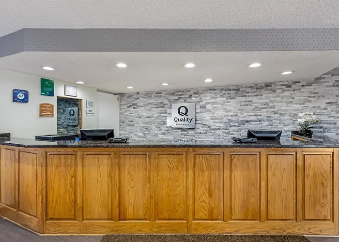 Quality Inn & Suites South
