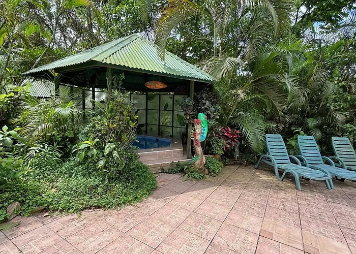Lands In Love Hotel And Resort