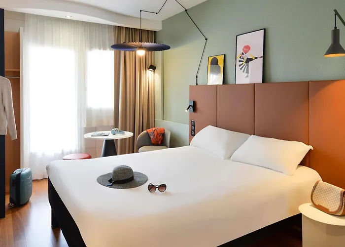 ibis Macon Sud Crêches