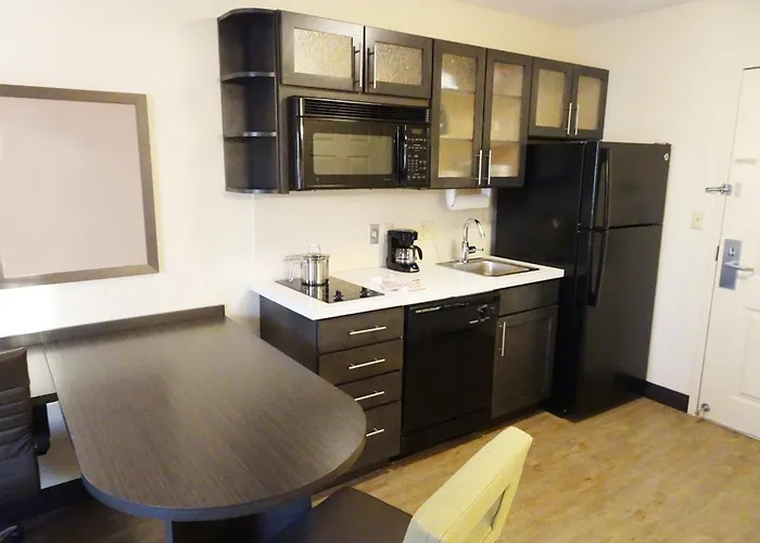 Candlewood Suites Glen Allen-Short Pump