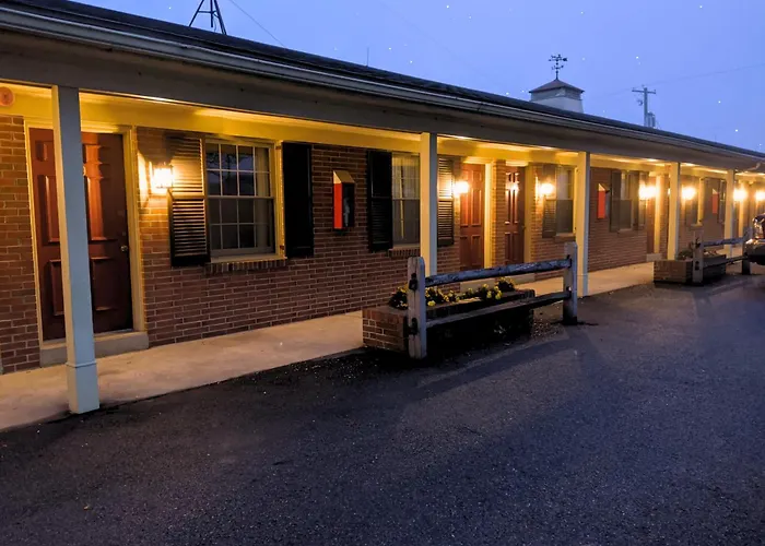 Harvest Drive Family Inn - Renovated Rooms