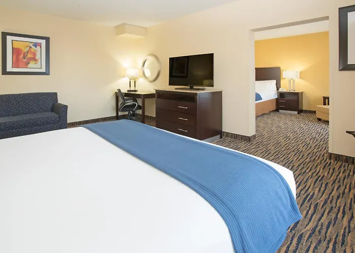 Holiday Inn Express & Suites Denver North - By Ihg