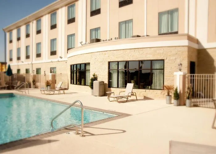Holiday Inn Express And Suites Schulenburg By Ihg