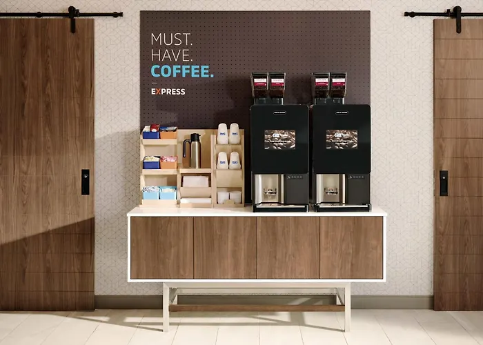 Holiday Inn Express & Suites By Ihg