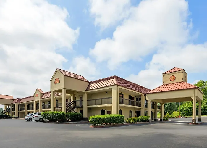 Red Roof Inn & Suites , Tn