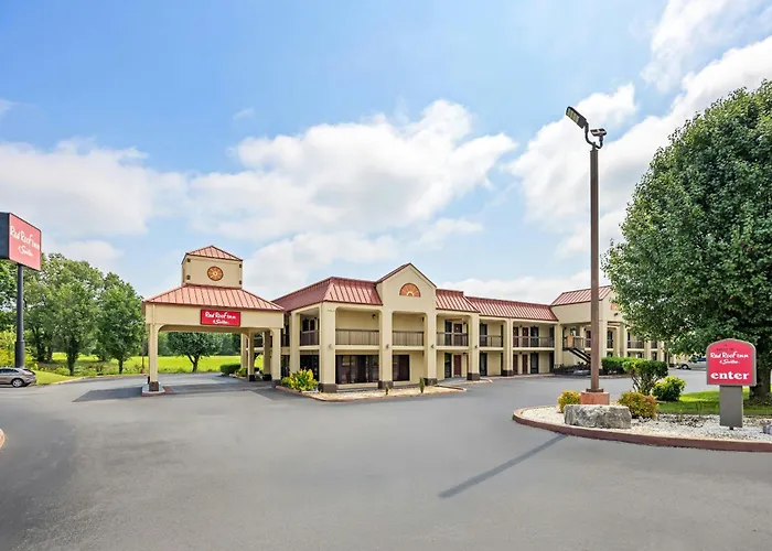 Red Roof Inn & Suites , Tn