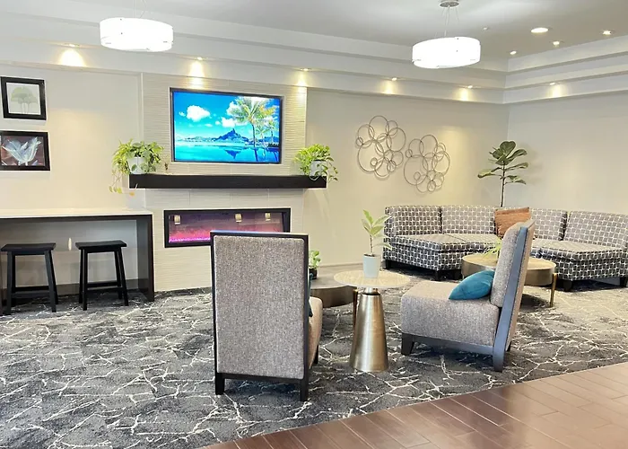 La Quinta By Wyndham Towne Square