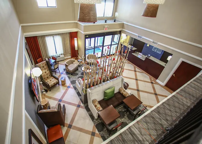 Holiday Inn Express Hotel & Suites - Atlanta/Emory University Area By Ihg