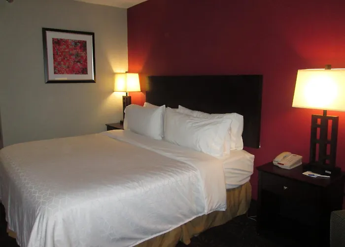 Holiday Inn Express Cloverdale - Greencastle By Ihg