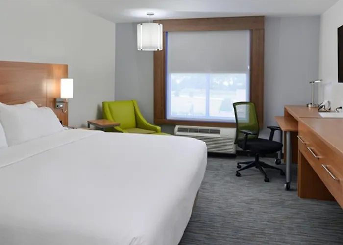 Holiday Inn Express & Suites Lexington Midtown - I-75 By Ihg