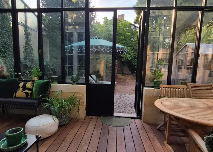 Maison D'Hotes "Bordeaux Wine Lodge"