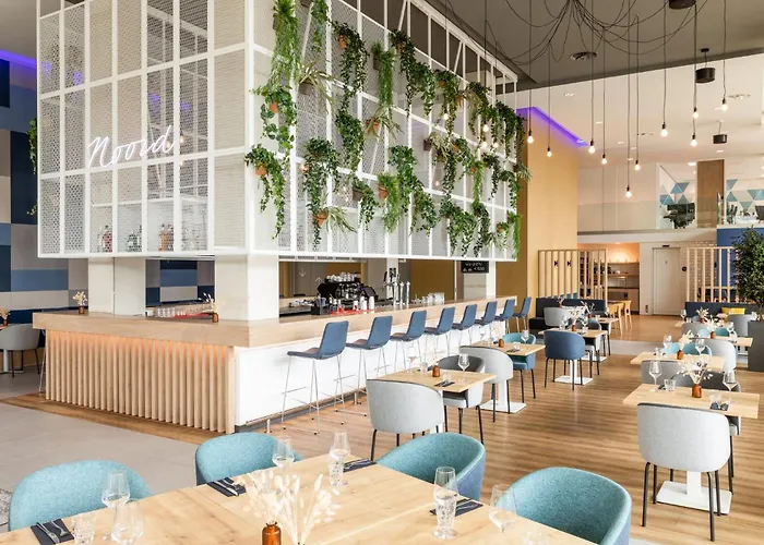 Holiday Inn Express Amsterdam - North Riverside By Ihg