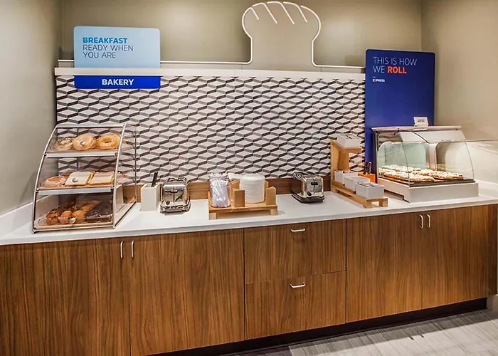 Holiday Inn Express Doral Miami By Ihg