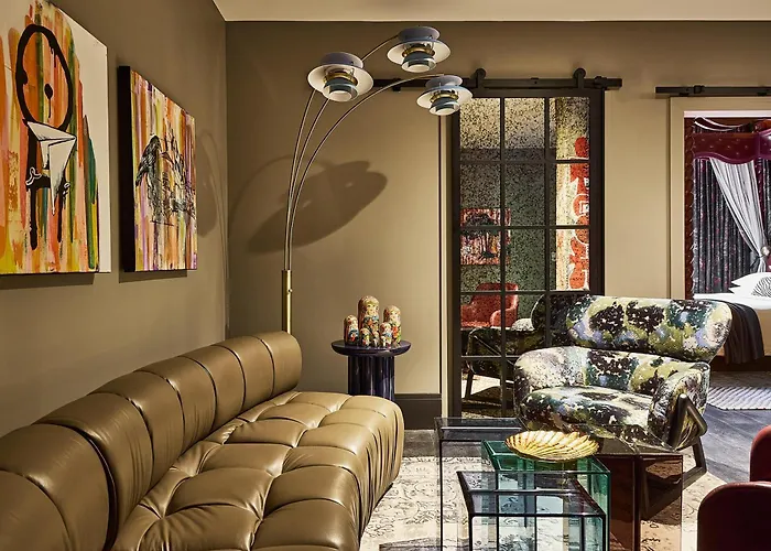 Radical , Tapestry Collection By Hilton