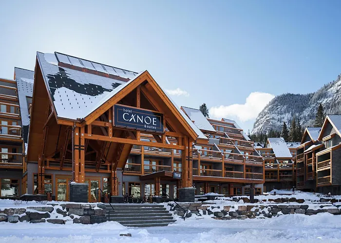 Hotel Canoe And Suites