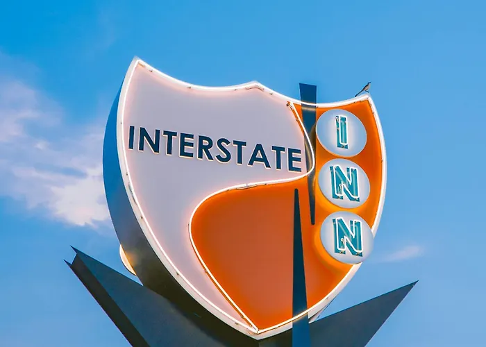 Interstate Inn